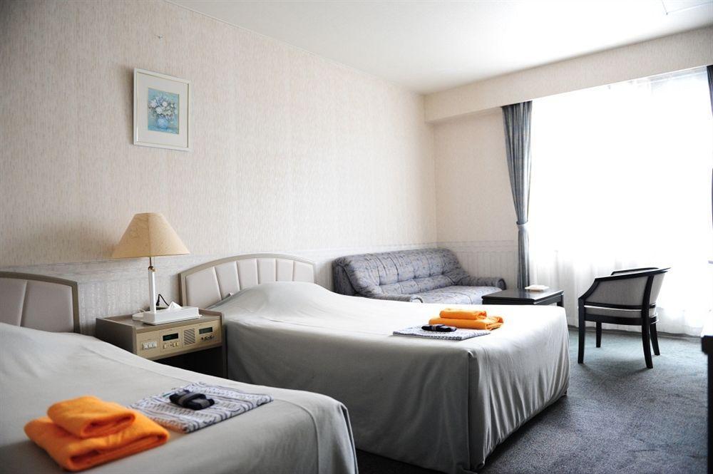 Asuka Hotel 2*